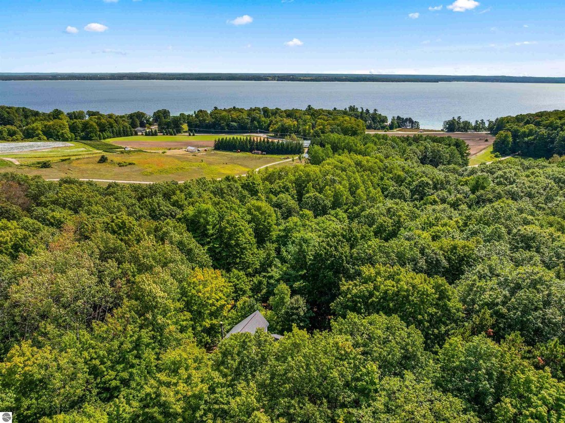 House in Traverse City, Michigan, United States 2 - 18768254