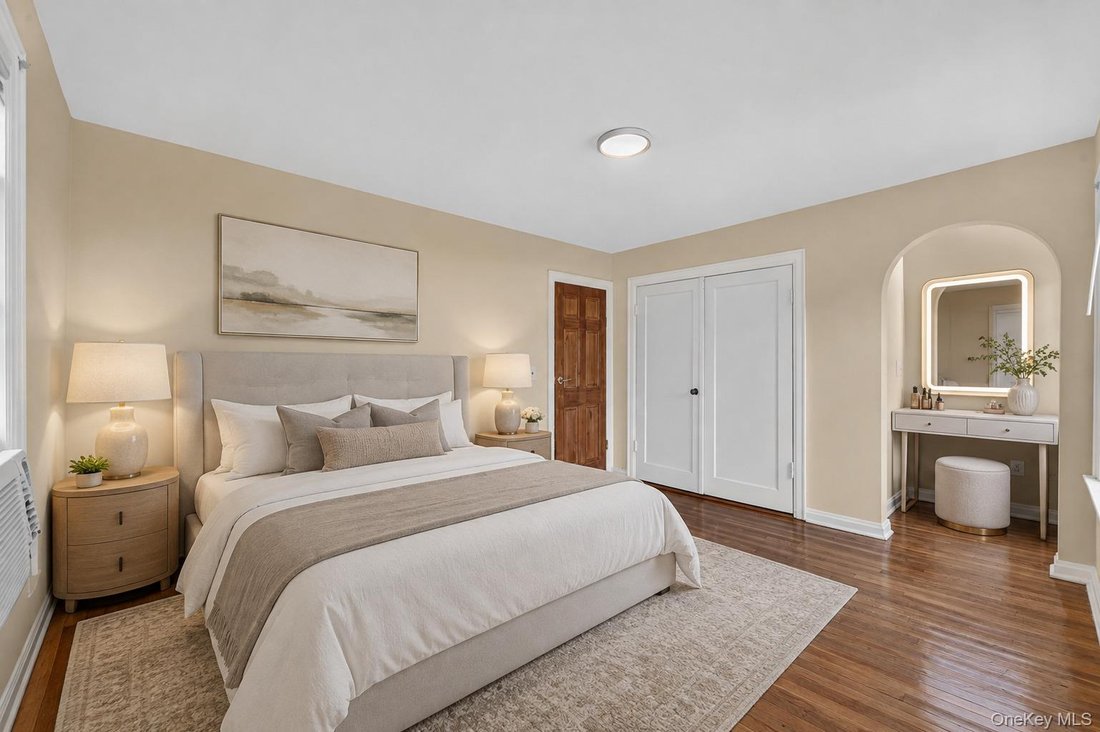 Casa a Garden City, New York, Stati Uniti 5 - 18770894