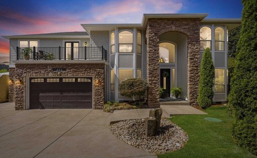 House in Camas, Washington, United States 1