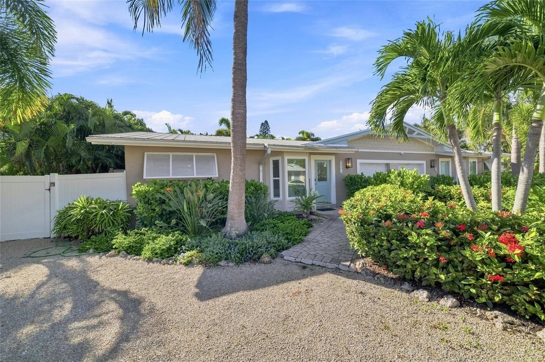 Maison à Holmes Beach, Floride, États-Unis 1 - 18768704
