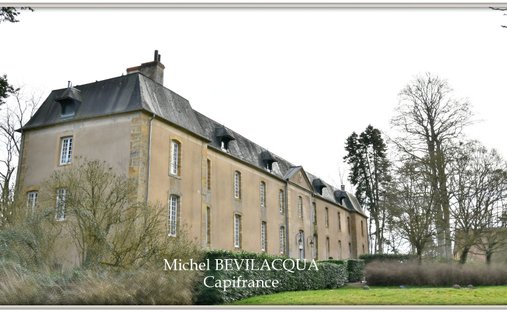 Castello a San Genest-La Butte, Nevers, Francia 1