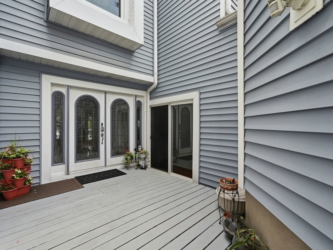 Condo in Mundelein, Illinois, United States 3 - 18771176