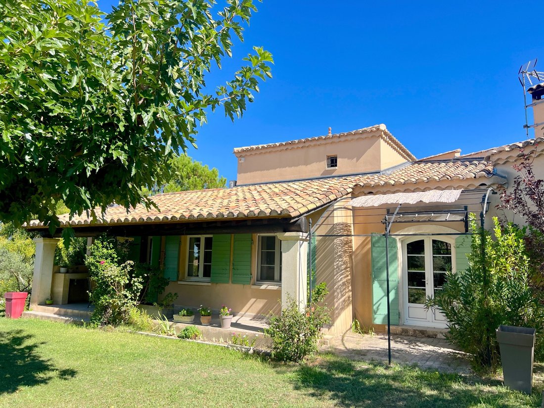 Casa en Saint-Remy-de-Provence, Provenza-Alpes-Costa Azul, Francia 2 - 18772358