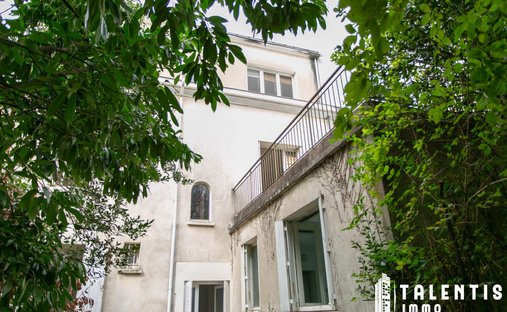House in Houssais, Rezé, France 1