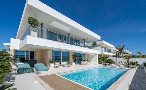 Villa in Sao Goncalo de Lagos, Algarve, Portugal 1