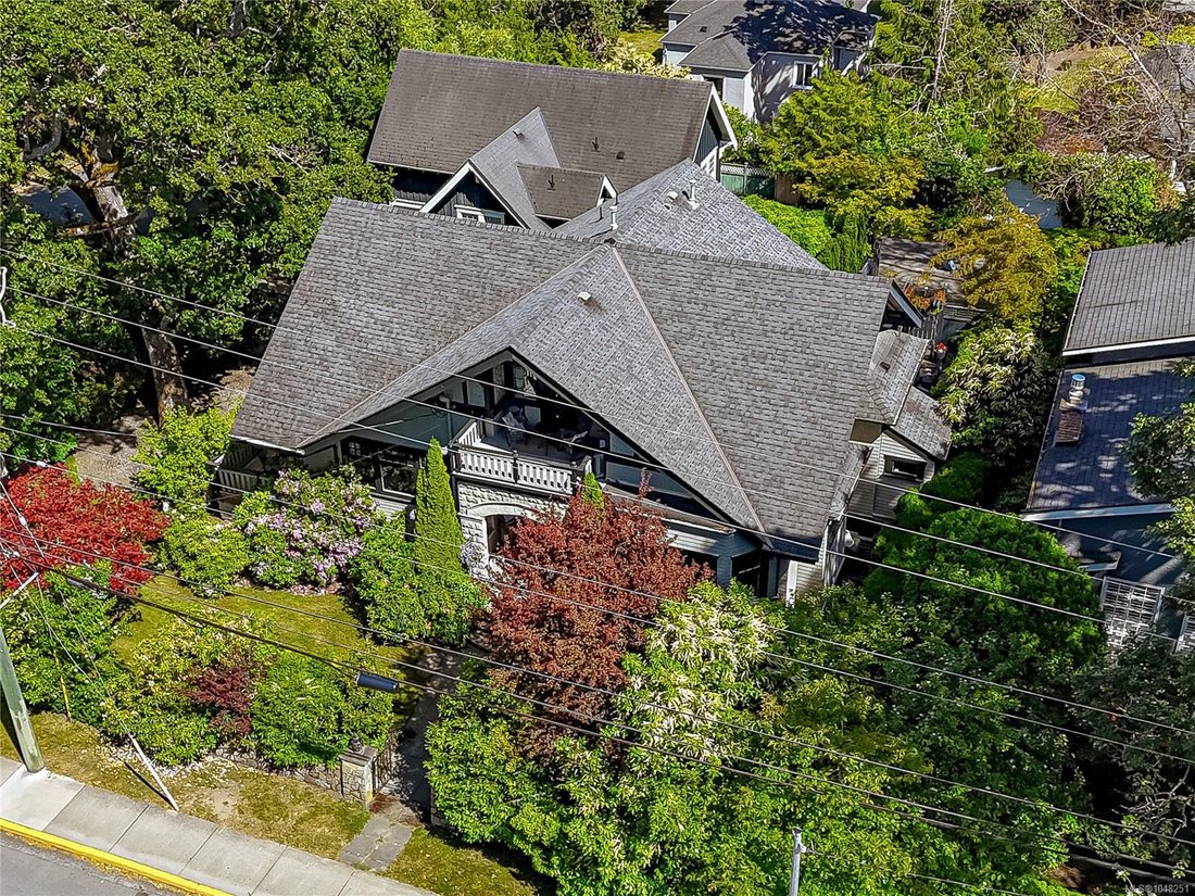 Maison à Victoria, Colombie-Britannique, Canada 2 - 18773532