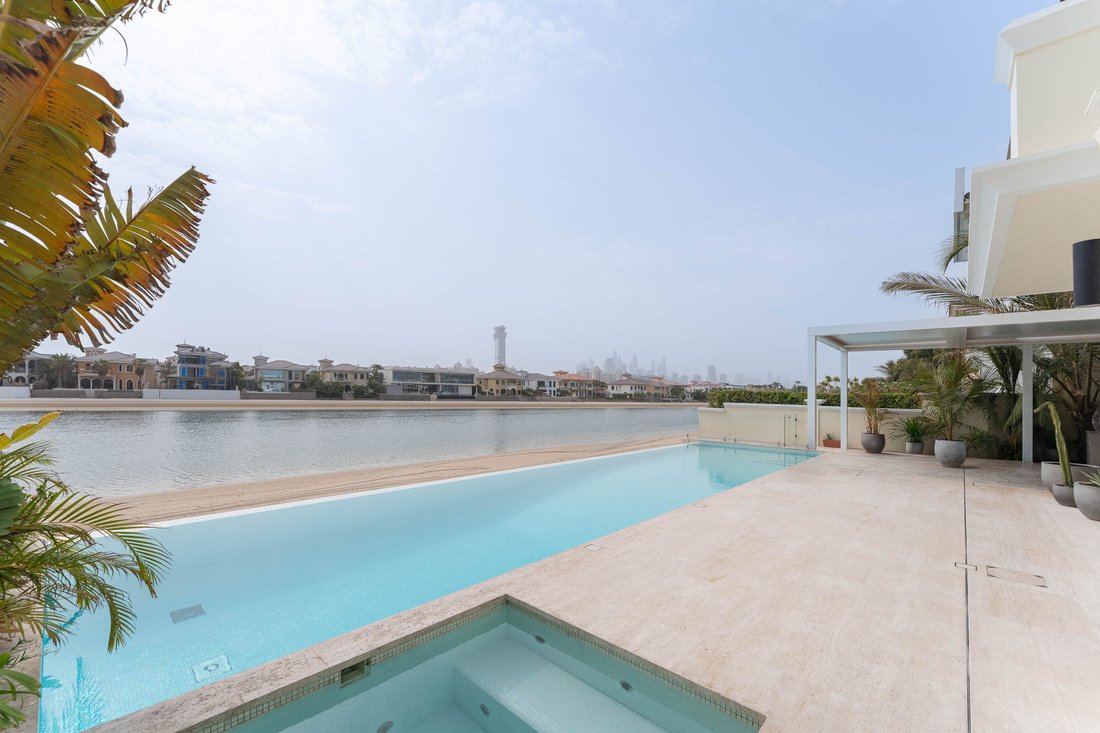 Villa à La Palm Jumeirah, Doubaï, Émirats arabes unis 1 - 18769687