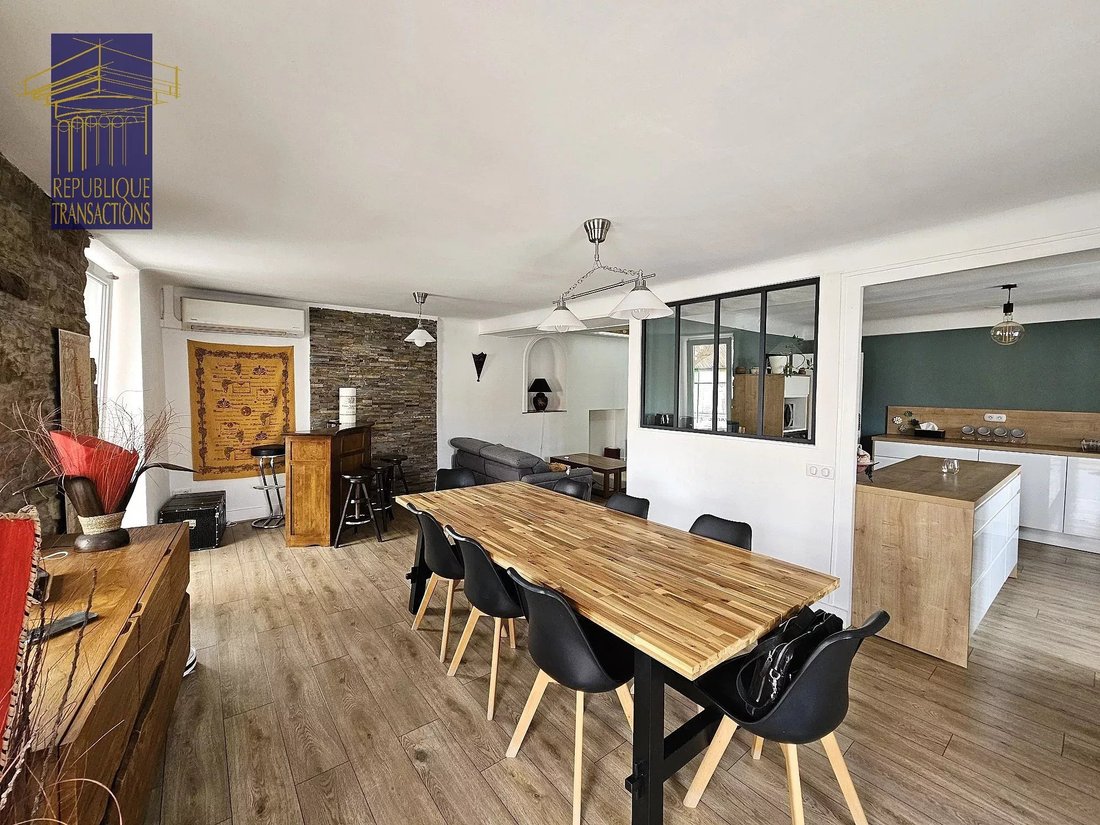 Apartment in Centre Ville, Beaune, France 1 - 18770013