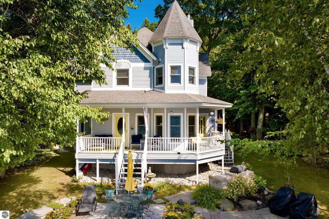 Casa en Central Lake, Míchigan, Estados Unidos 2 - 18768258