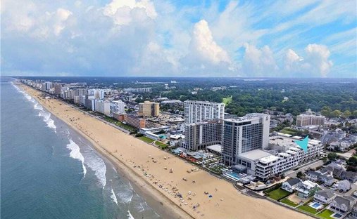 Condo in Virginia Beach, Virginia, United States 1