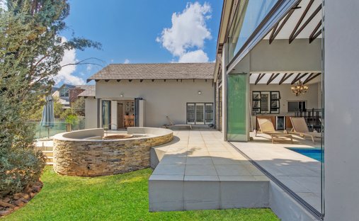 Haus in Waterfall Country Estate South, Gauteng, Südafrika 1