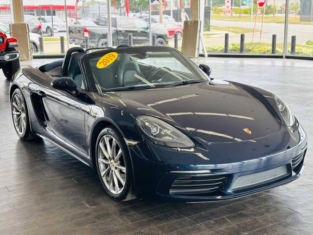 Cabriolet in Detroit, MI, United States 1 - 18730627