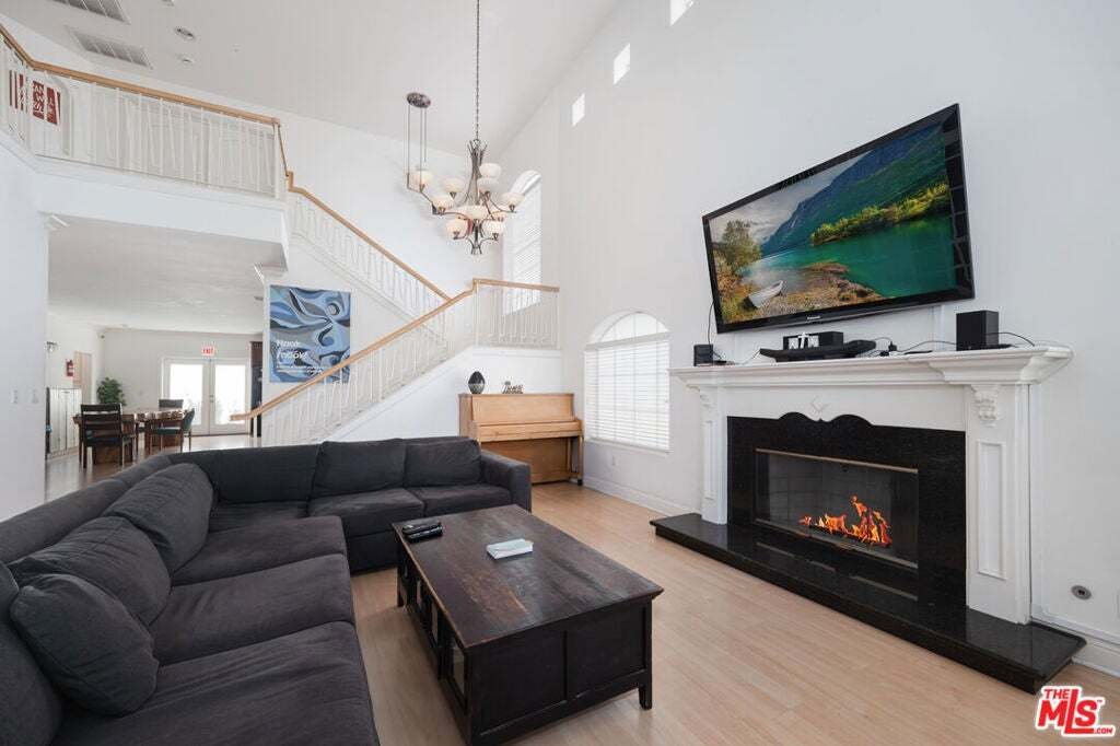 House in Los Angeles, California, United States 4 - 18768375