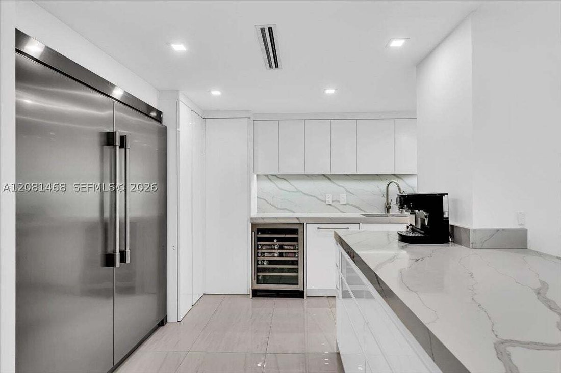 Condominio en Bal Harbour, Florida, Estados Unidos 5 - 18771206