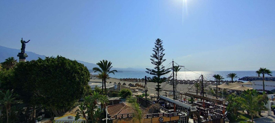Apartamento en Playa Puerto Banús, Marbella, España 3 - 18768479
