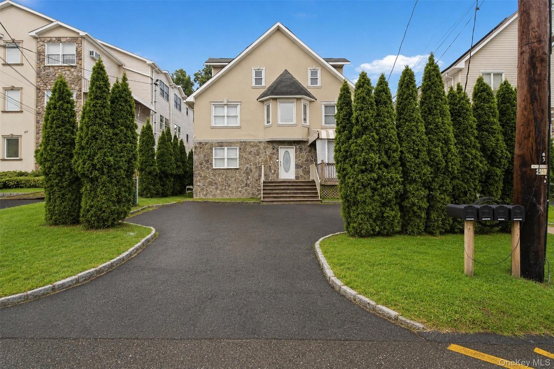 Condominio en Spring Valley, Nueva York, Estados Unidos 1 - 18768316