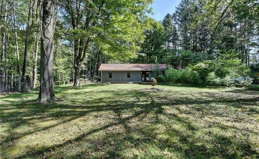 House in Brinkhaven, Ohio, United States 1