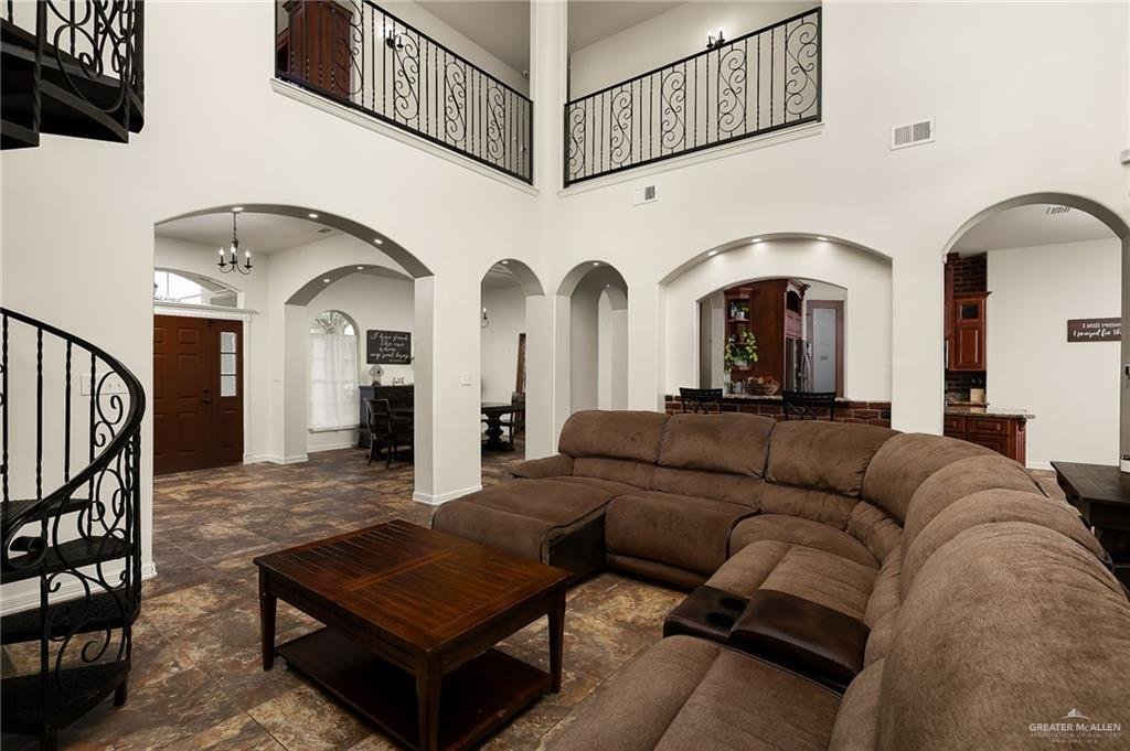 Maison à Edinburg, Texas, États-Unis 5 - 18768256