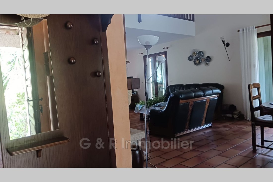 Villa in Plaines Saint Pierre-Saint Julien, Martigues, France 3 - 18769535