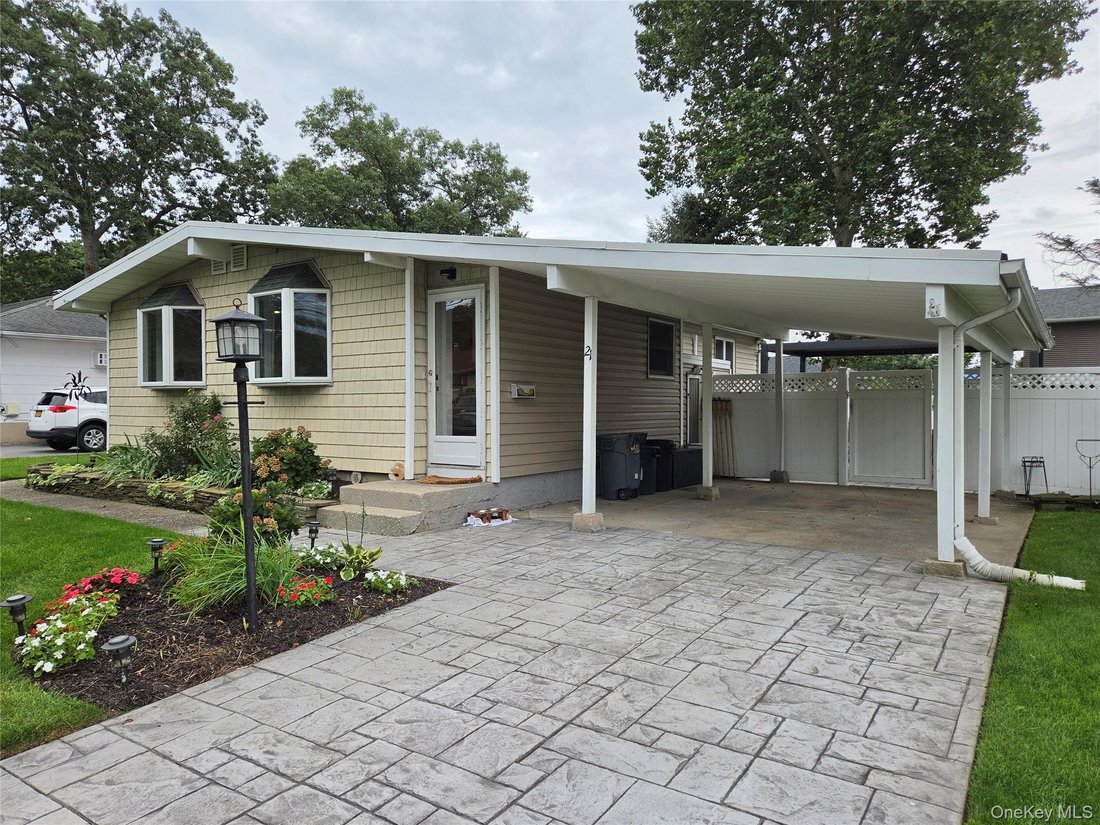 Haus in Lake Ronkonkoma, New York, Vereinigte Staaten 2 - 18770428
