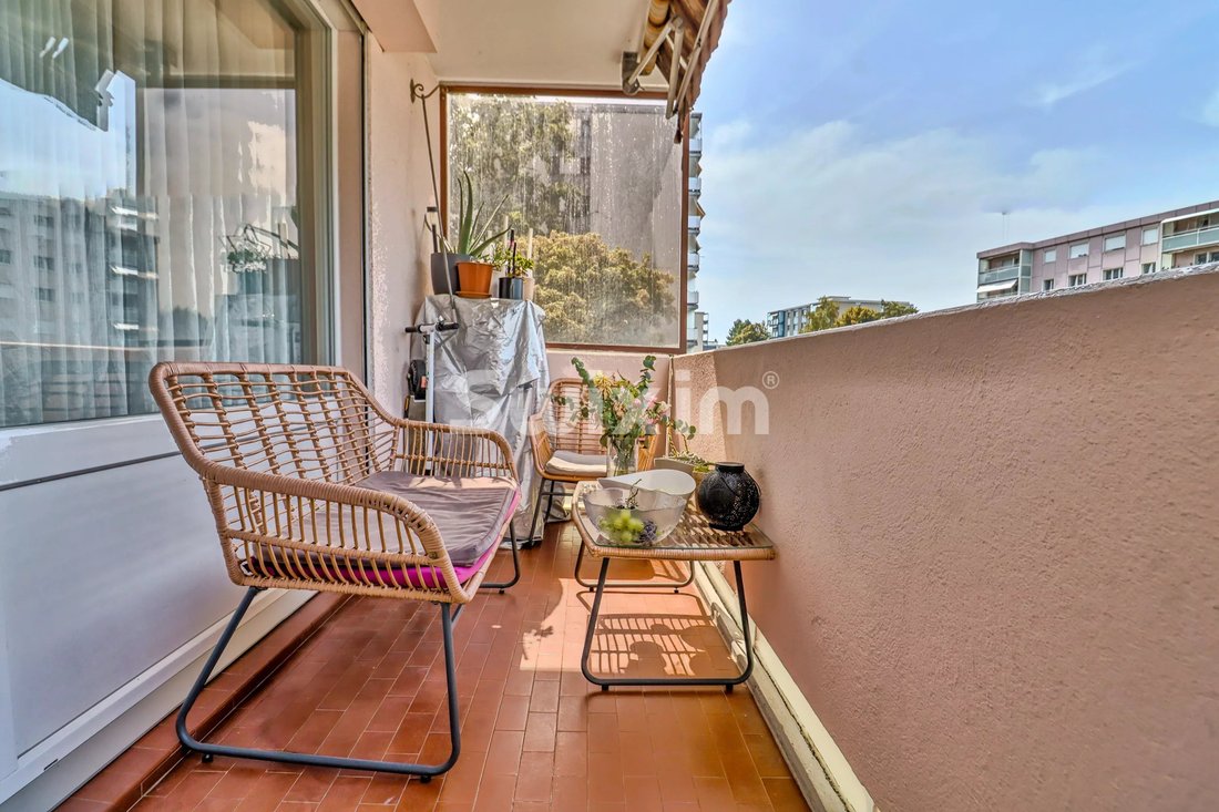 Appartamento a Friburgo, Friburgo, Svizzera 2 - 18772602