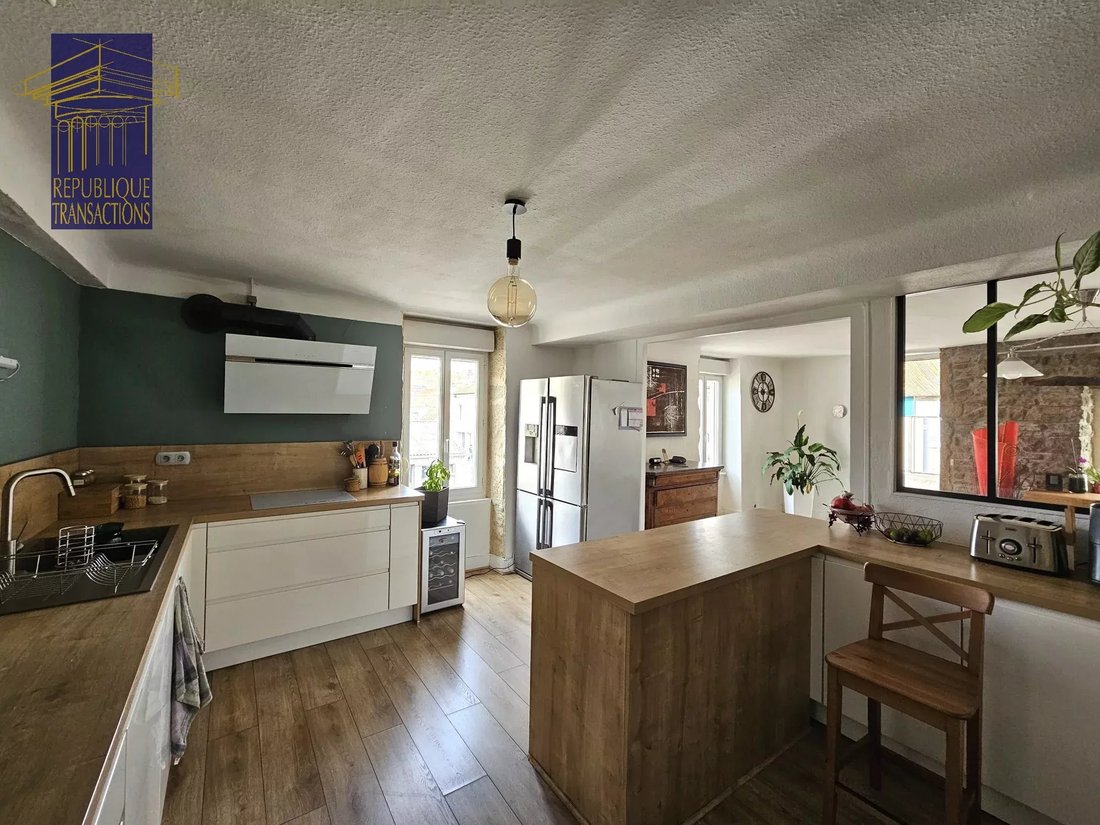 Apartment in Centre Ville, Beaune, France 3 - 18770013