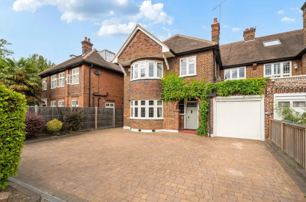 Casa en Hampstead Garden Suburb, Municipio de Barnet, Inglaterra 1 - 18768679