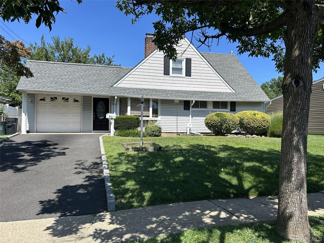 Haus in Levittown, New York, Vereinigte Staaten 1 - 18773360