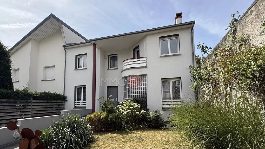 House in Gagny, Ile-de-France, France 1 - 18772567
