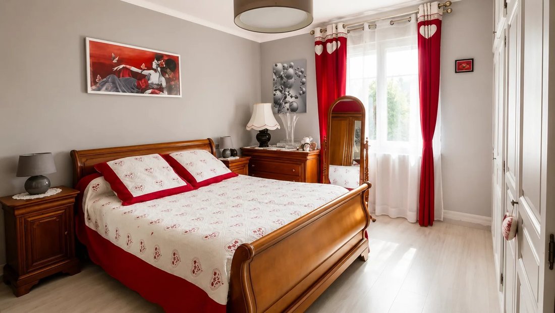 House in Partie Nord-Ferrieres-Cadenades-Rouviere, Le Muy, France 4 - 18769713