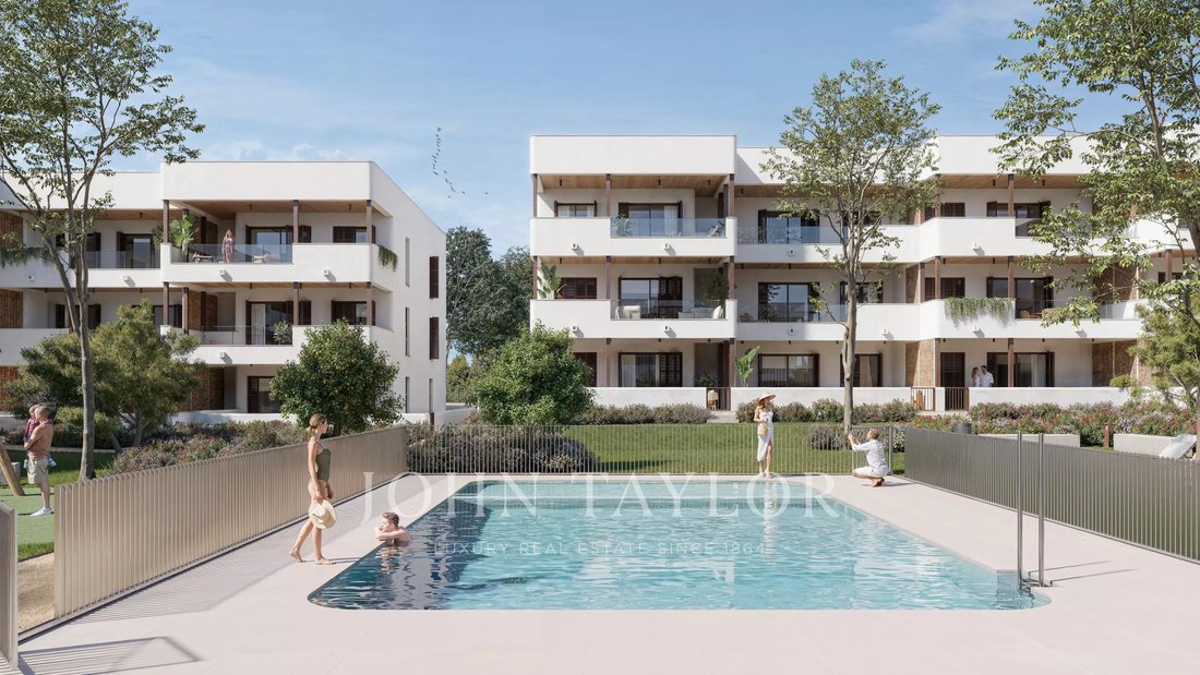 Estate in Santa Eularia des Riu, Balearic Islands, Spain 2 - 18769760