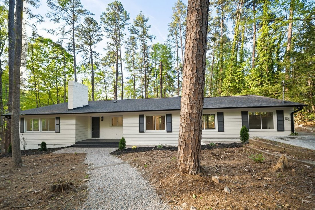 Casa a Chapel Hill, Carolina del Nord, Stati Uniti 2 - 18769500