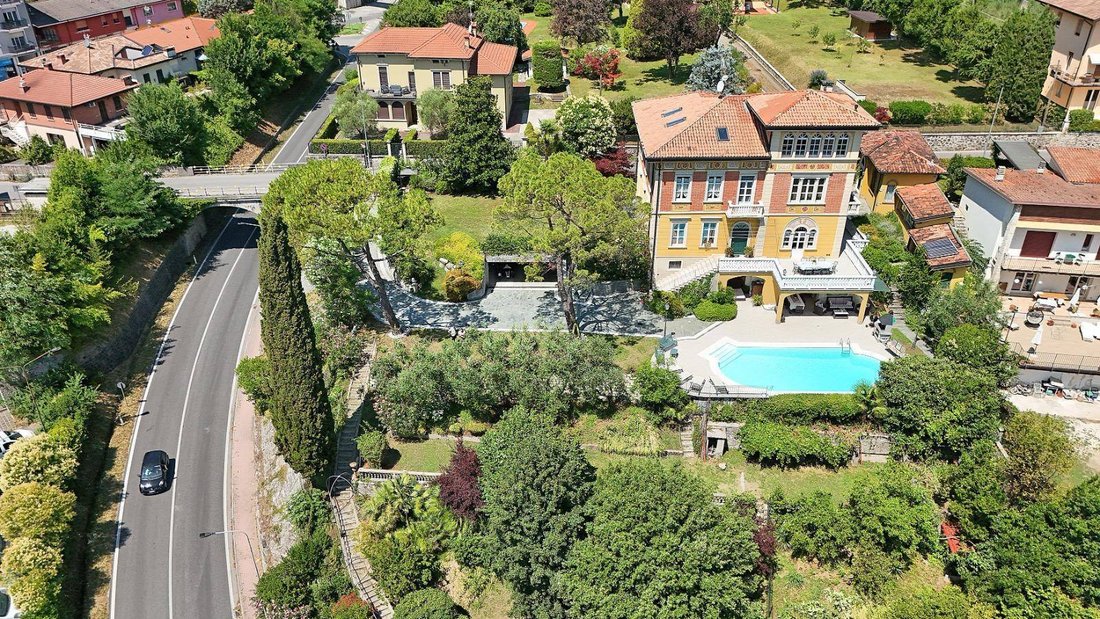 Villa en Roè Volciano, Lombardía, Italia 2 - 18773437