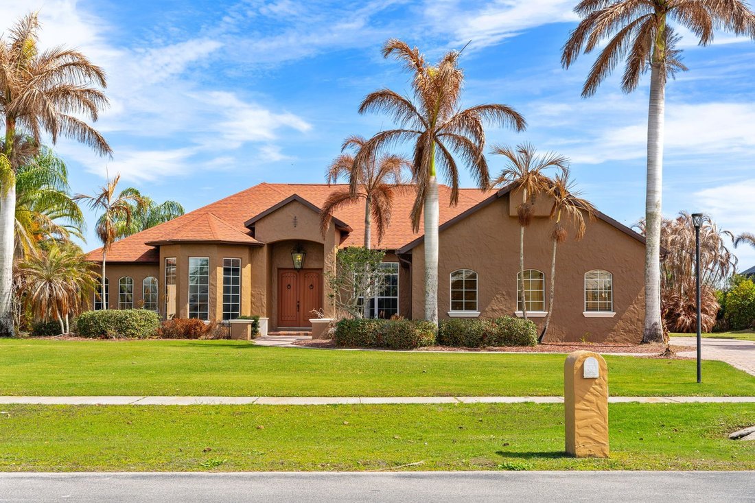 Casa a Merritt Island, Florida, Stati Uniti 1 - 18770350