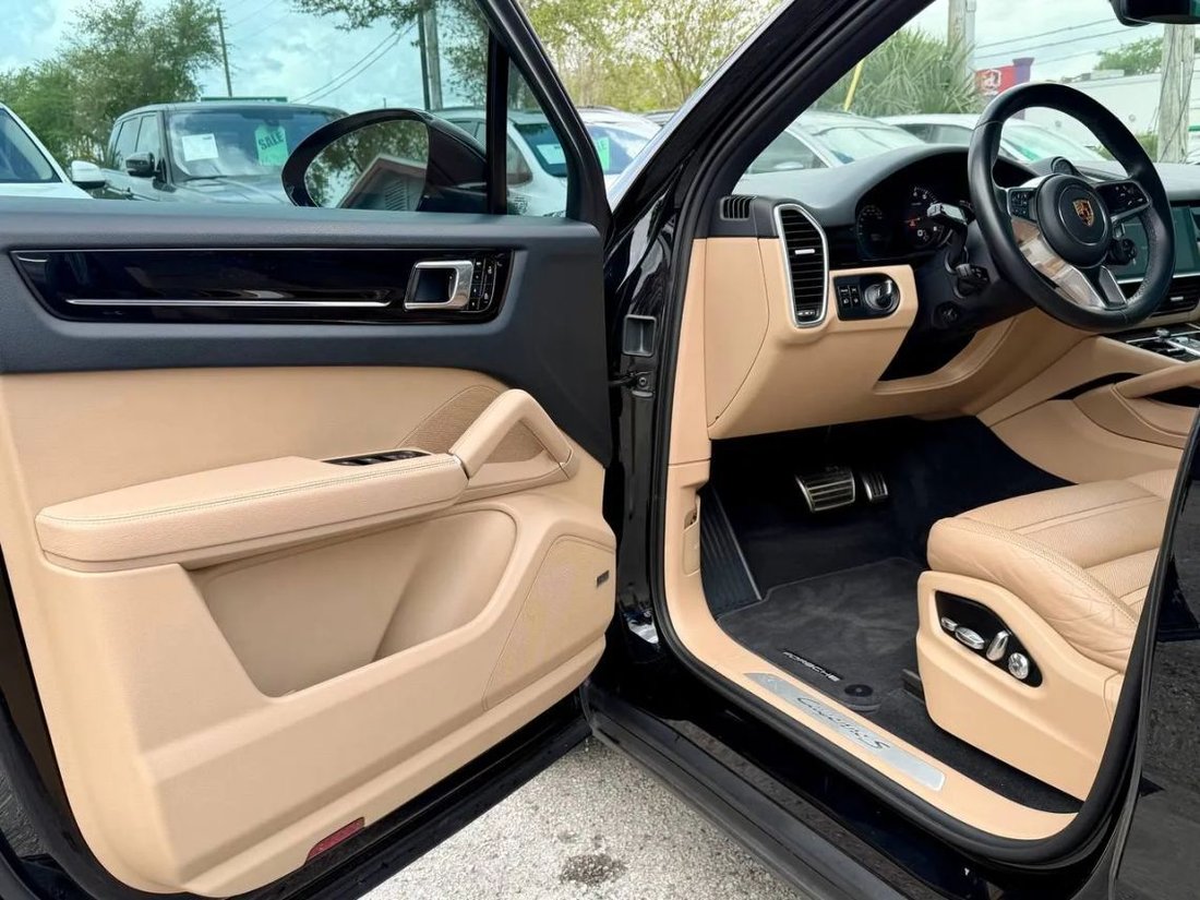 Suv in Longwood, FL, United States 5 - 18770256