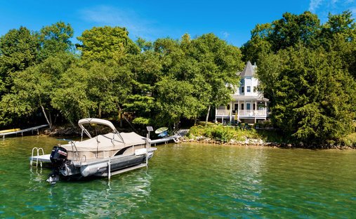 House in Central Lake, Michigan, United States 1