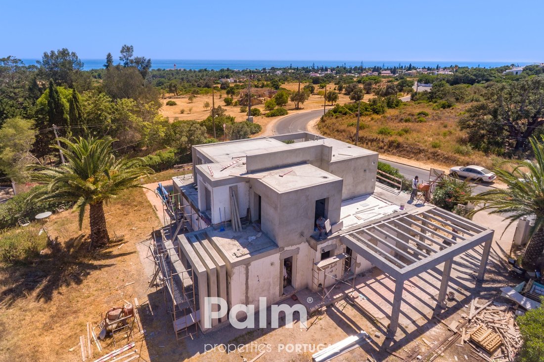 Villa in Carvoeiro, Algarve, Portugal 4 - 18772843