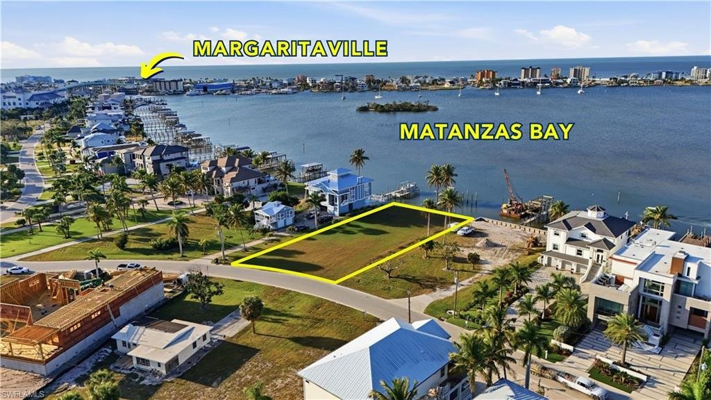 Land in Fort Myers Beach, Florida, United States 2 - 18770080