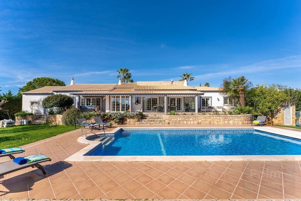 Villa in Carvoeiro, Algarve, Portugal 4 - 18772767