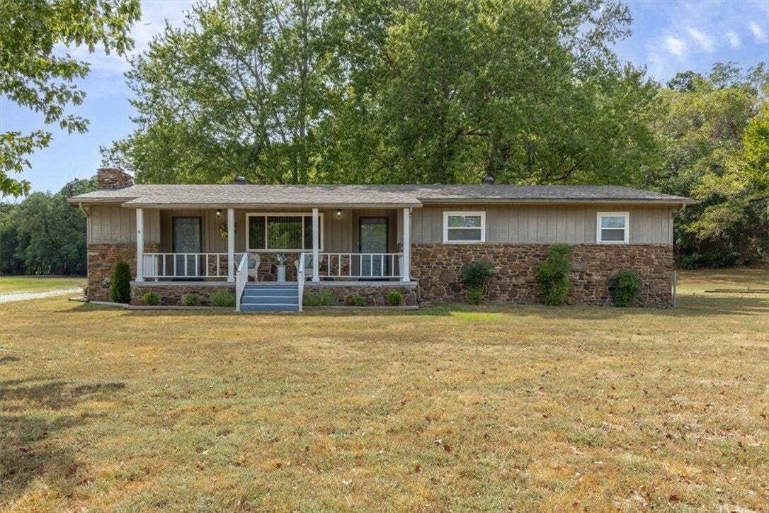 House in Cave Springs, Arkansas, United States 2 - 18770873