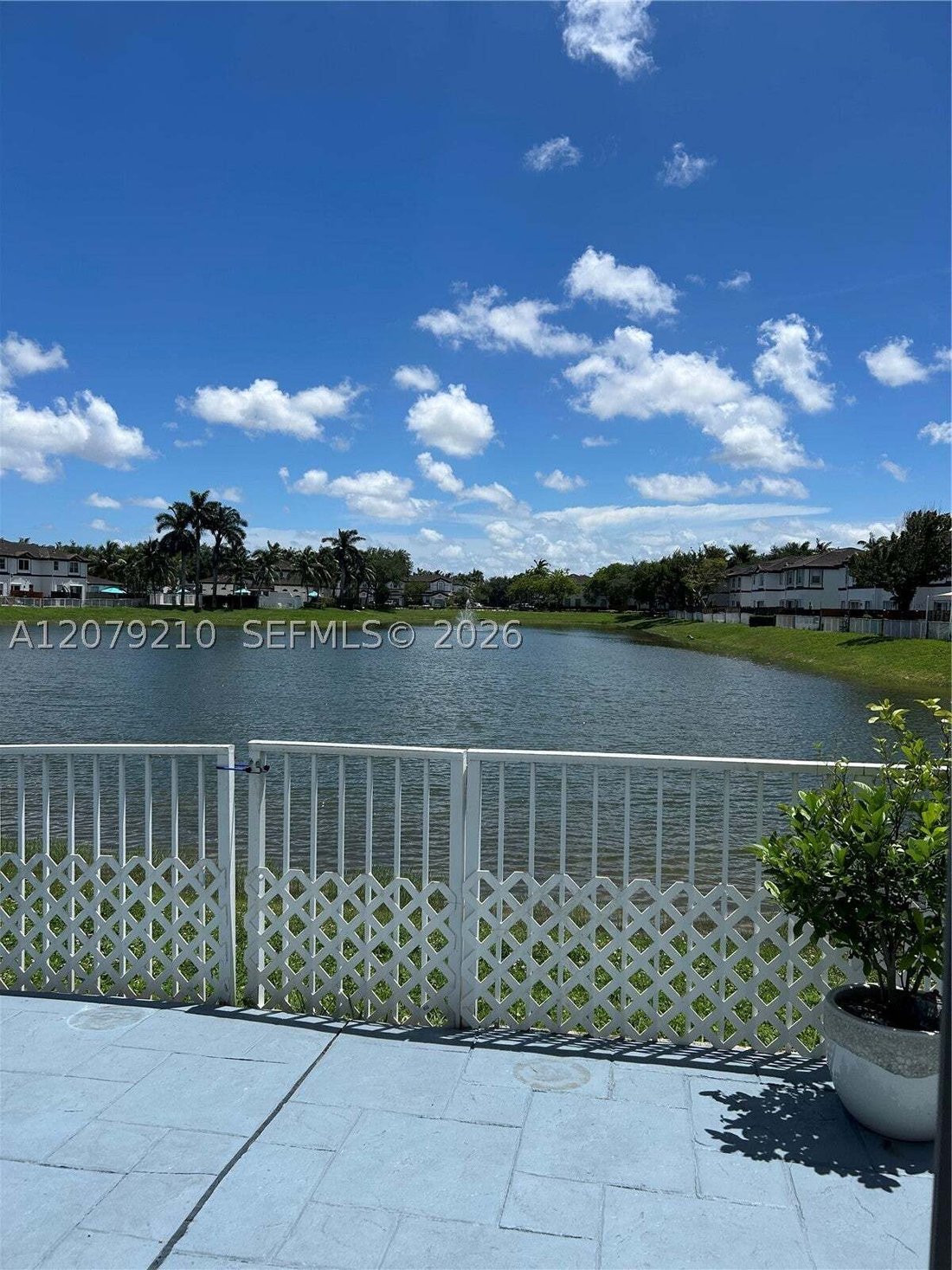 Townhouse en Doral, Florida, Estados Unidos 3 - 18771250