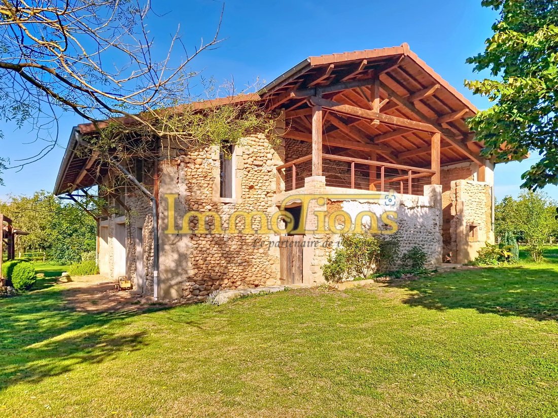 House in Saint-Hilaire-du-Rosier, Auvergne-Rhône-Alpes, France 3 - 18769672