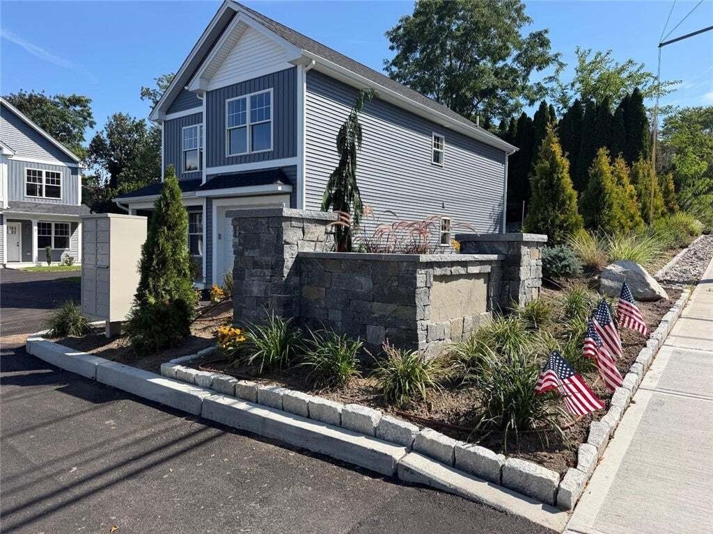 Condo in West Warwick, Rhode Island, United States 1 - 18758304