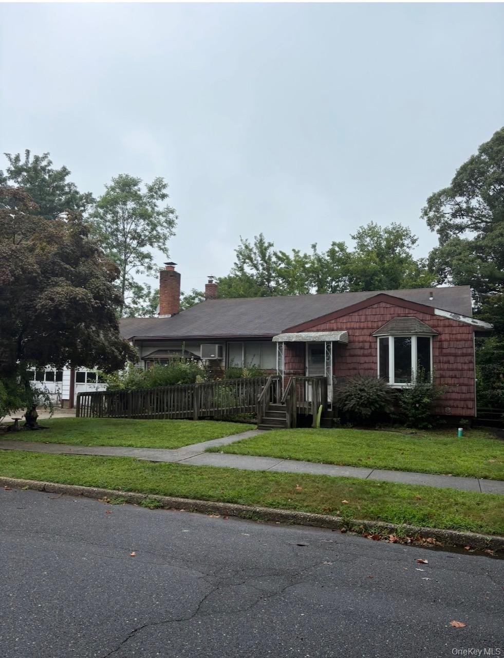 House in Massapequa, New York, United States 1 - 18773392