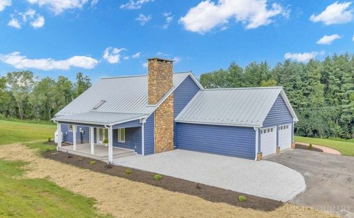 House in Sparta, North Carolina, United States 1