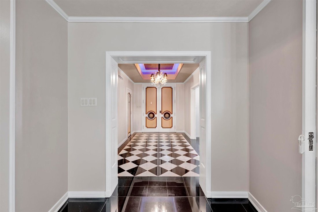 House in Pensacola, Florida, United States 4 - 18409005