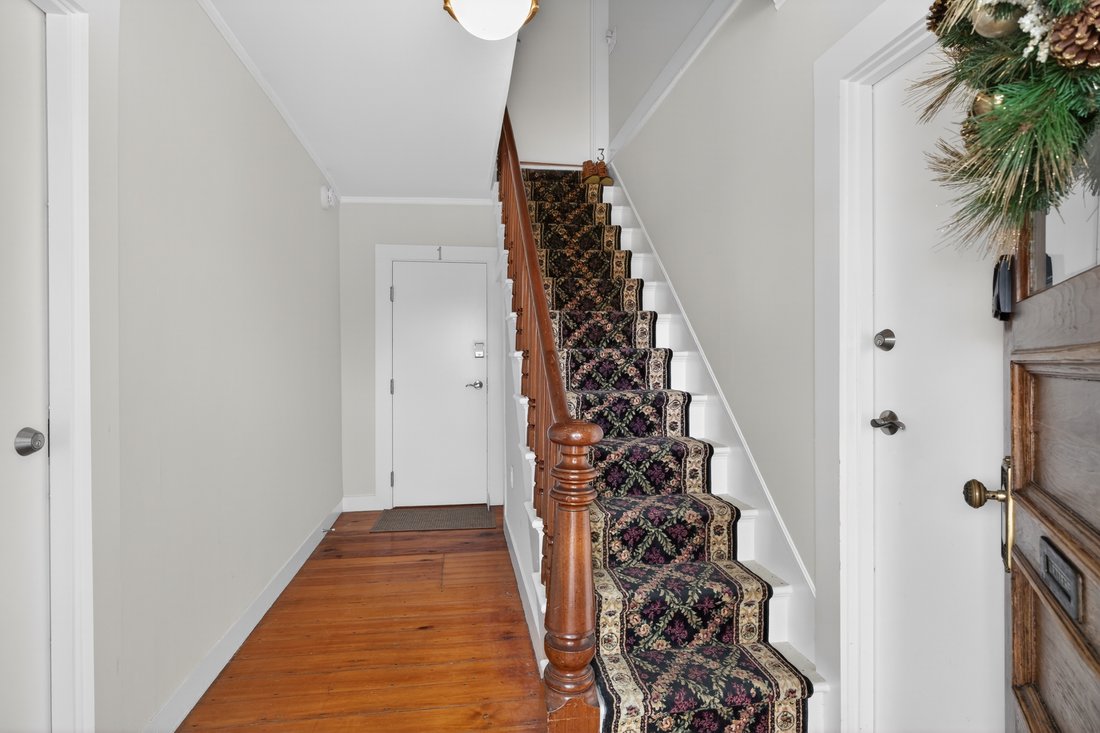 House in Groton, Connecticut, United States 5 - 18768094