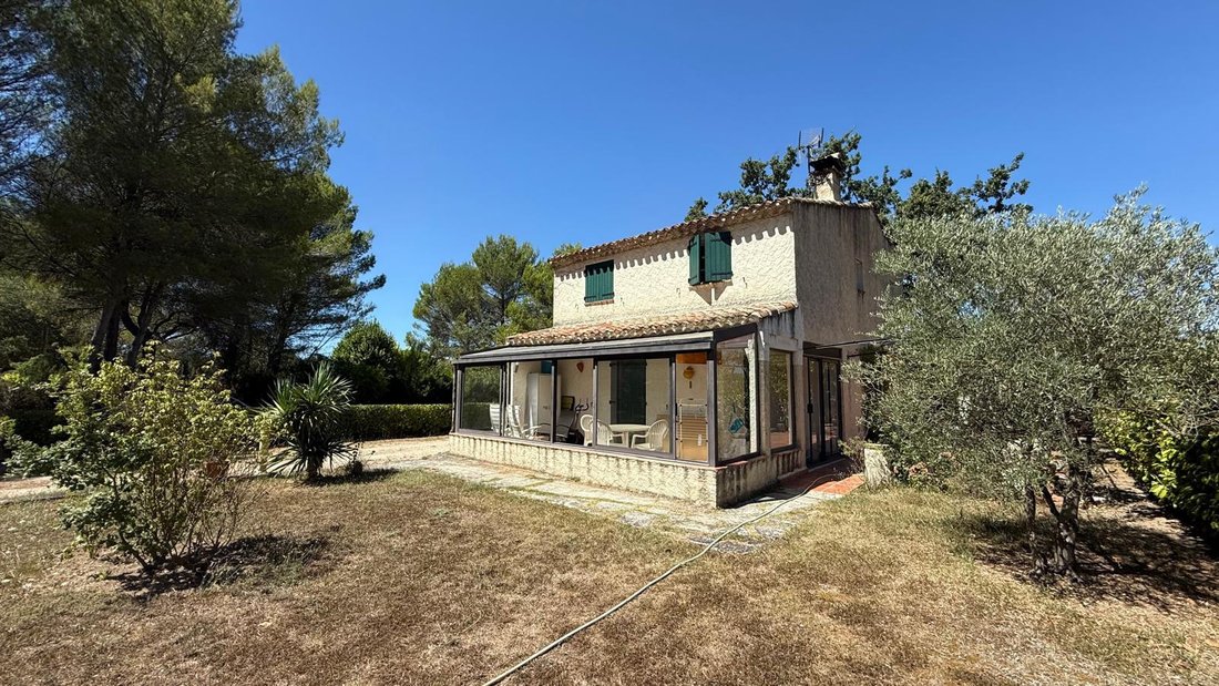 House in Granettes-Jauberte-Sainte Anne, Aix-en-Provence, France 2 - 18769810