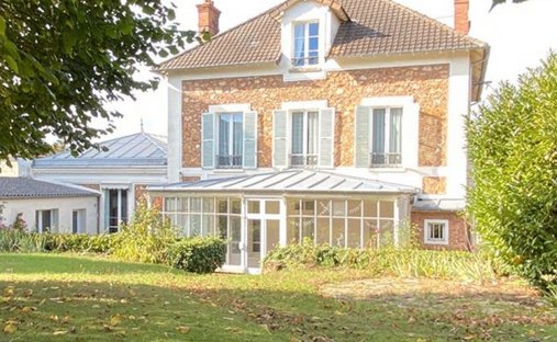 Maison à Le Coudray-Montceaux, Île-de-France, France 1