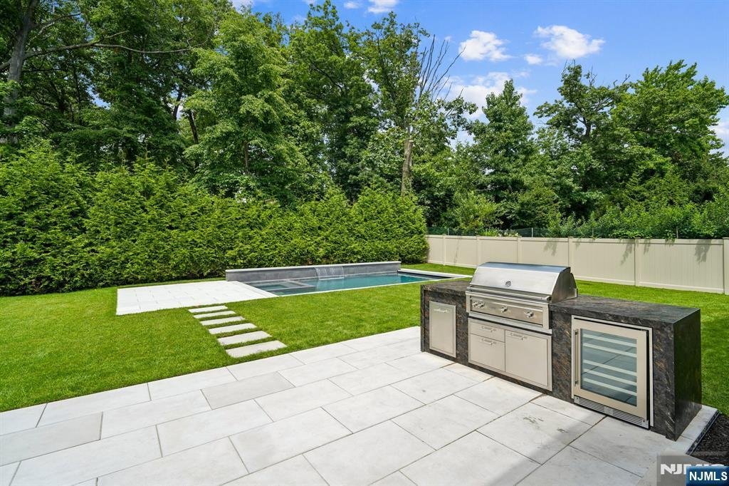 House in Englewood Cliffs, New Jersey, United States 5 - 18684299